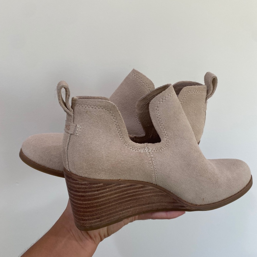 Toms wedge boots